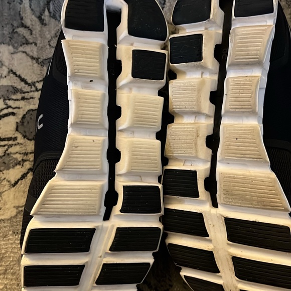 Men’s on shoes size 10,5 - Picture 5 of 6